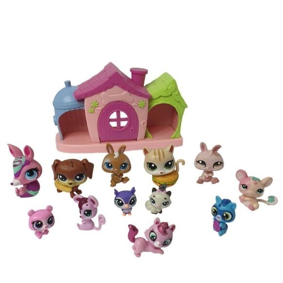 Littlest Pet Shop Toy Set With 12 Animal Figures & House Playset - Picture 1 of 8